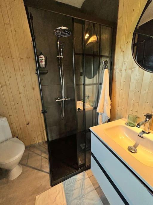 פרדלוט Alpine Chalet מראה חיצוני תמונה