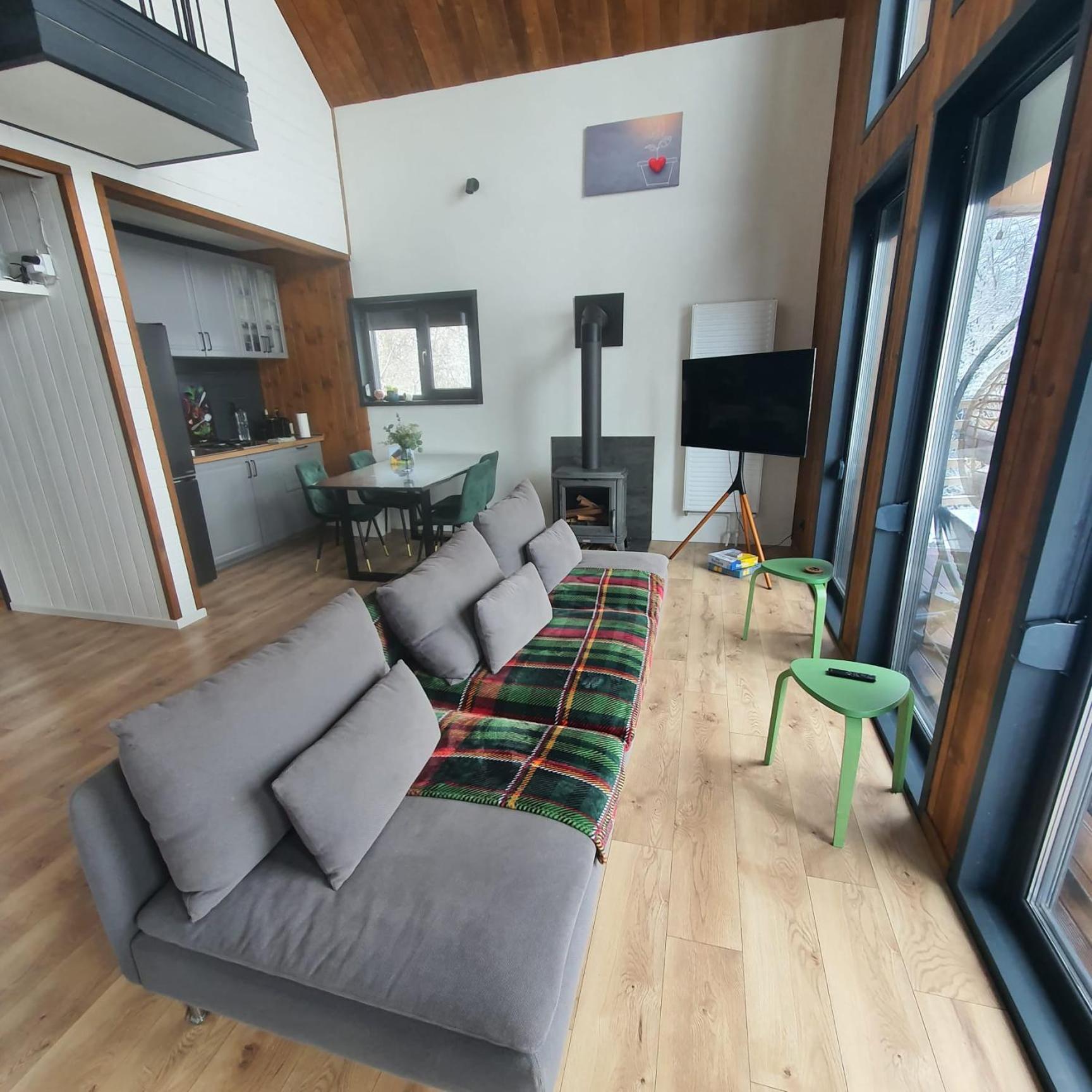 פרדלוט Alpine Chalet מראה חיצוני תמונה